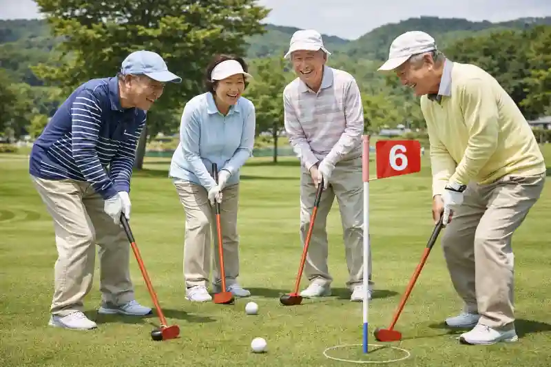 60대 추천 운동 1위는 파크골프